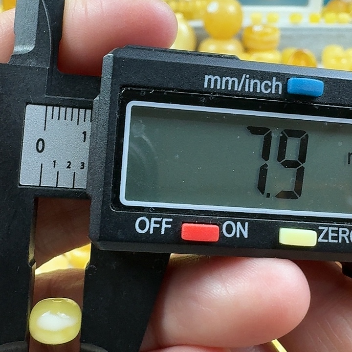 喜***我蜜蜡未镶嵌裸石23