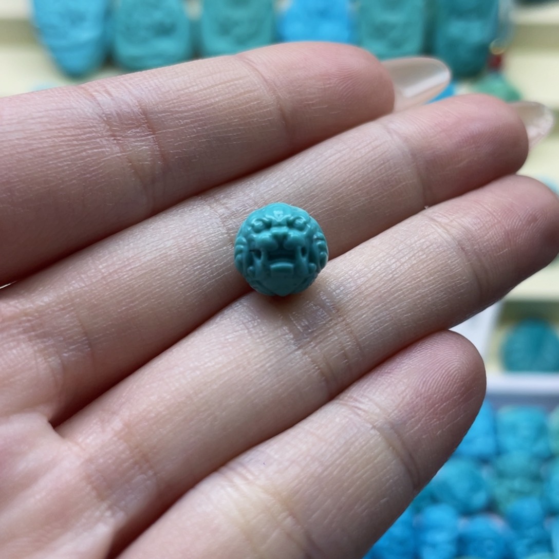 绿松石雕刻未镶嵌