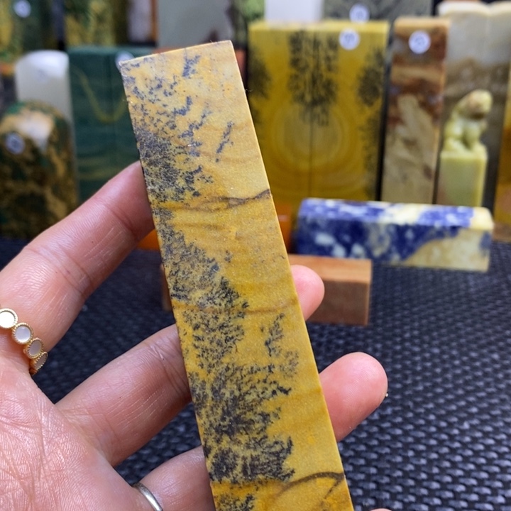 江西石我****十青田石印章石