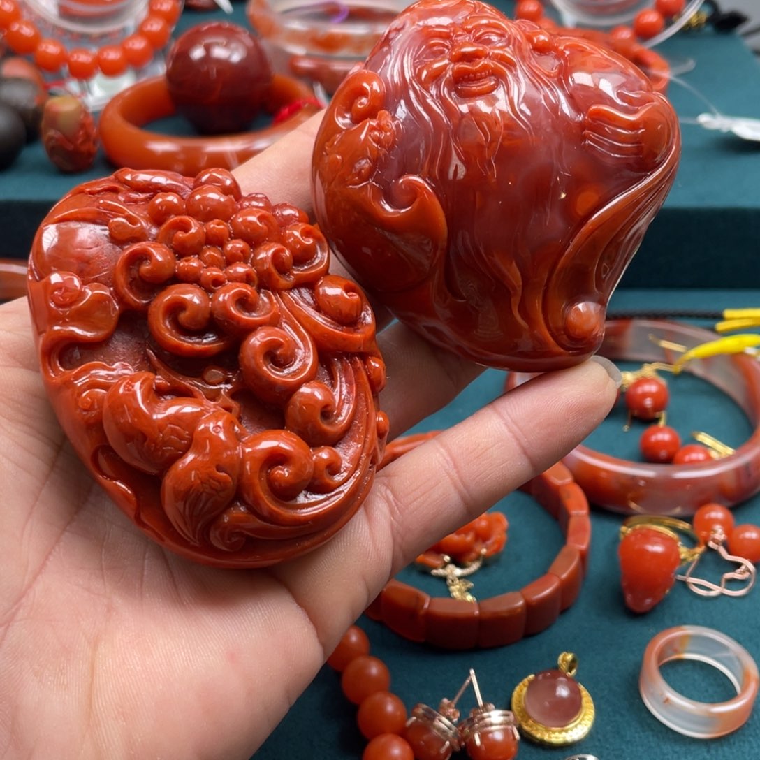 南红玛瑙一对摆件未镶嵌慧*