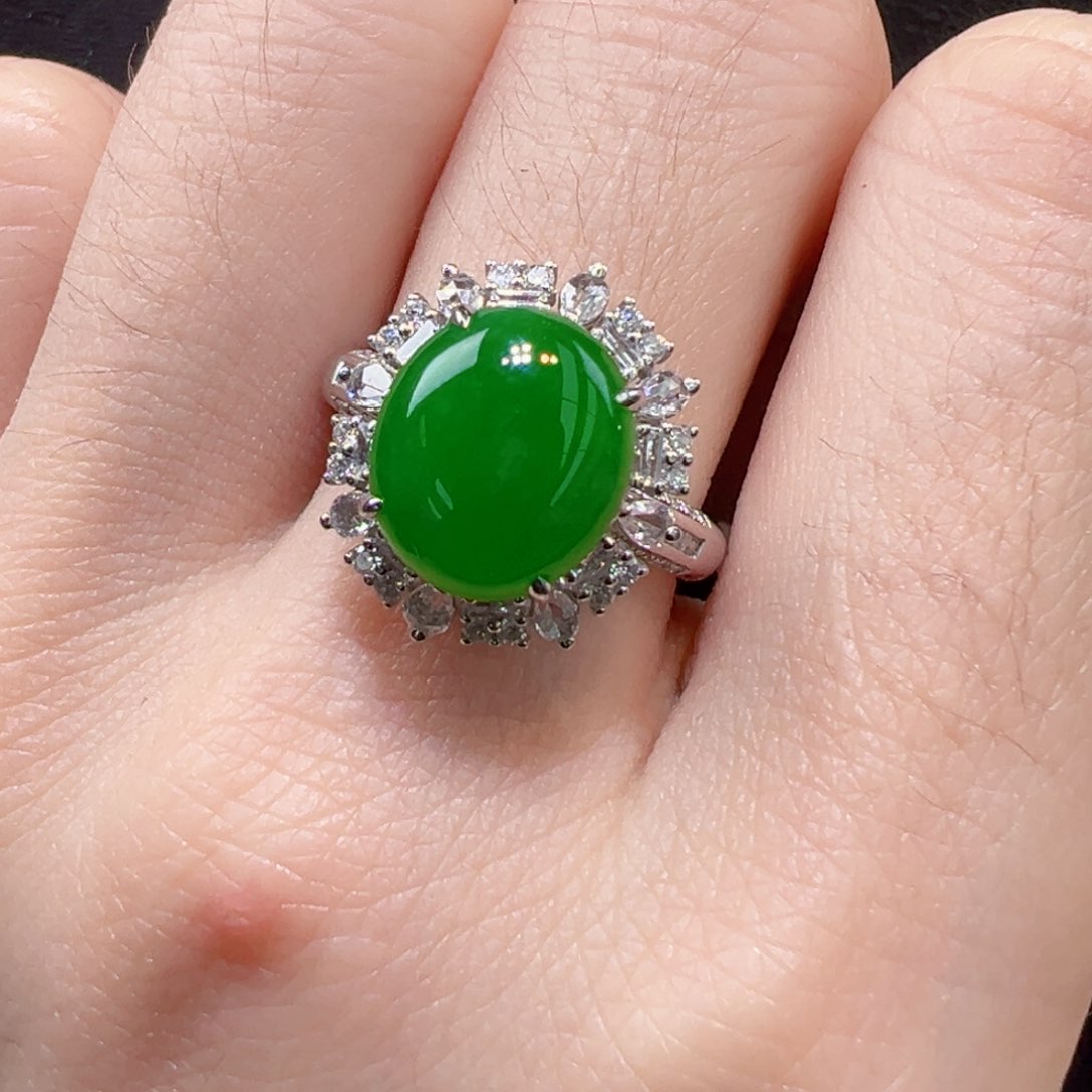 翡翠18K金镶嵌戒指戒指