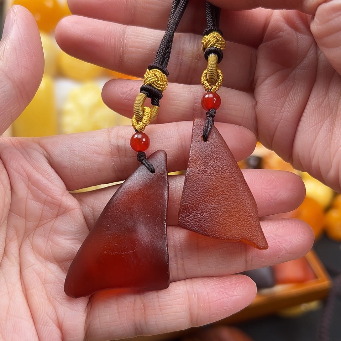 蜜蜡颈饰未镶嵌蜜蜡