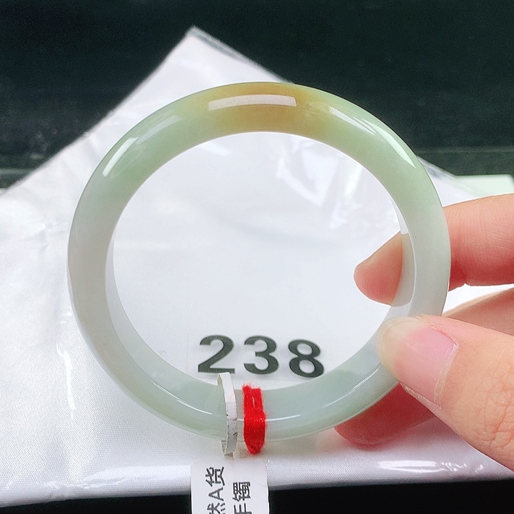 未镶嵌手镯翡翠翡翠手镯