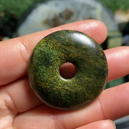 【闪购商品】蛇纹石玉珠宝半成品未镶嵌
