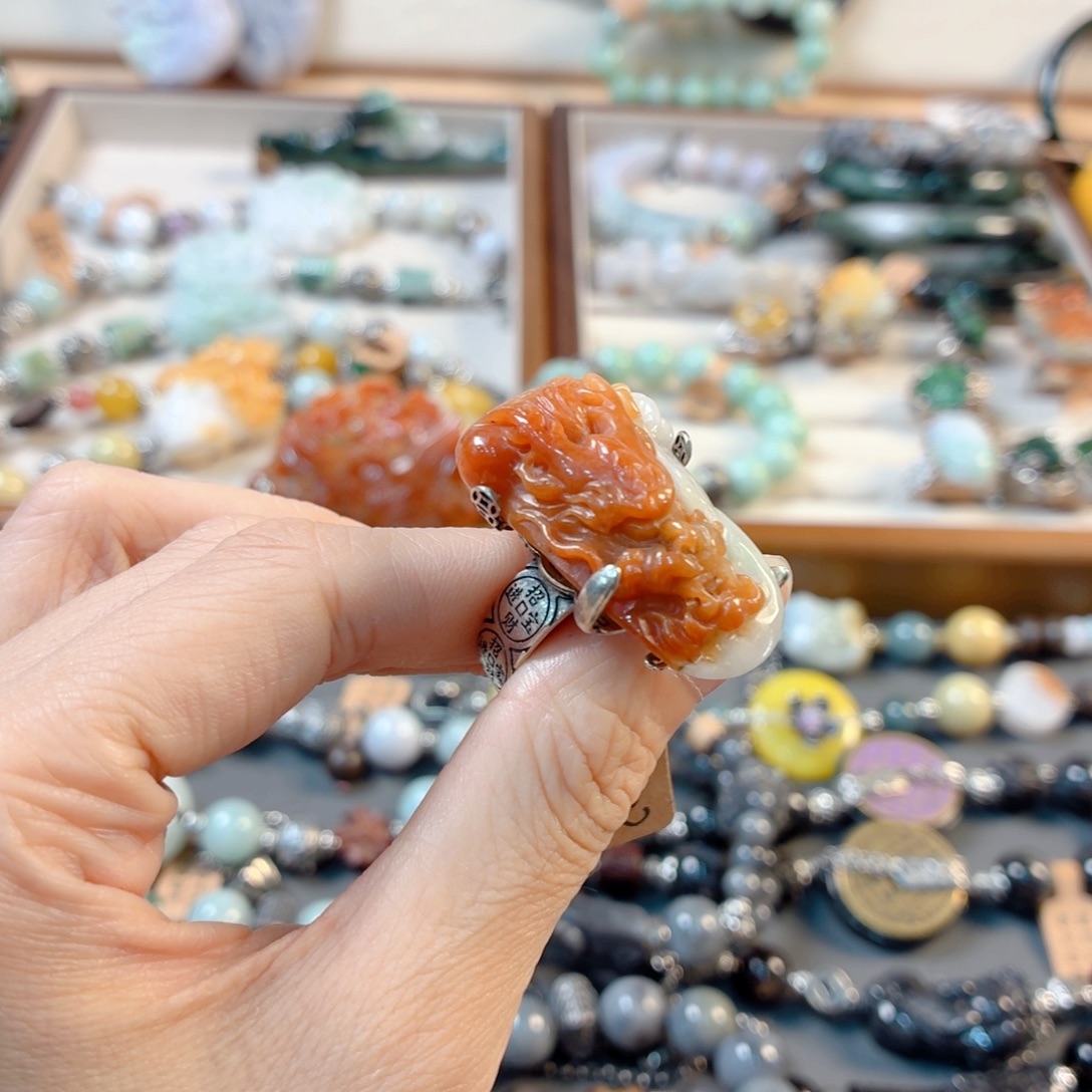 仙***子翡翠未镶嵌颈饰福利