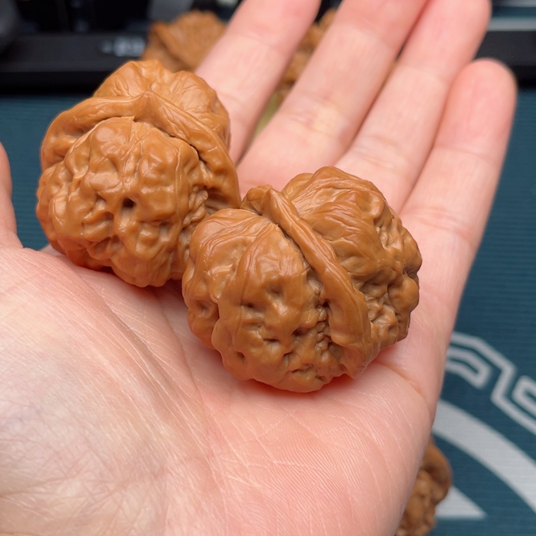 【闪购商品】桃木路*生文玩核桃手把件38蛙