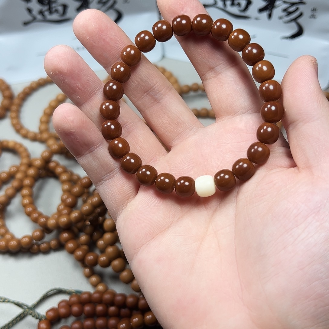 9小尺寸红串的红串