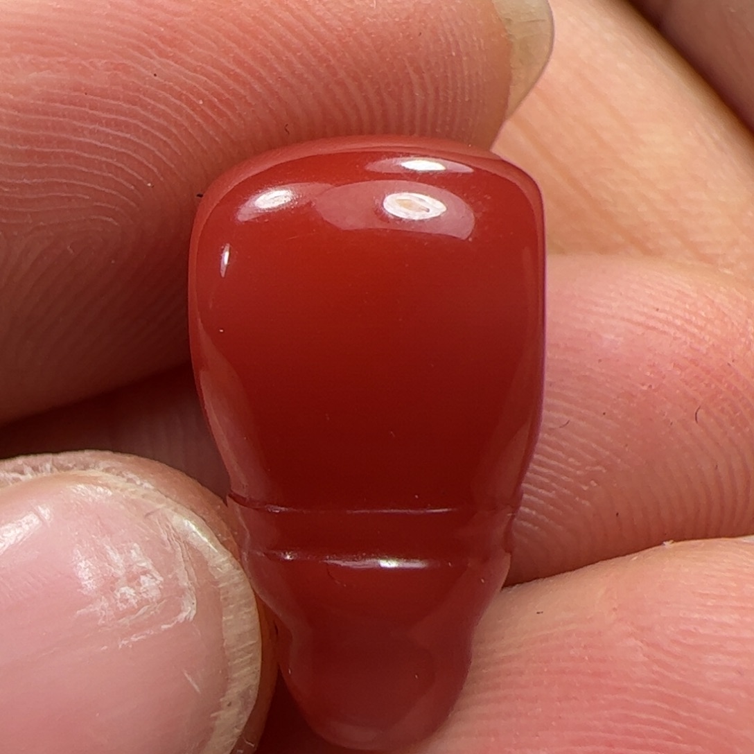 南红玛瑙三通未镶嵌