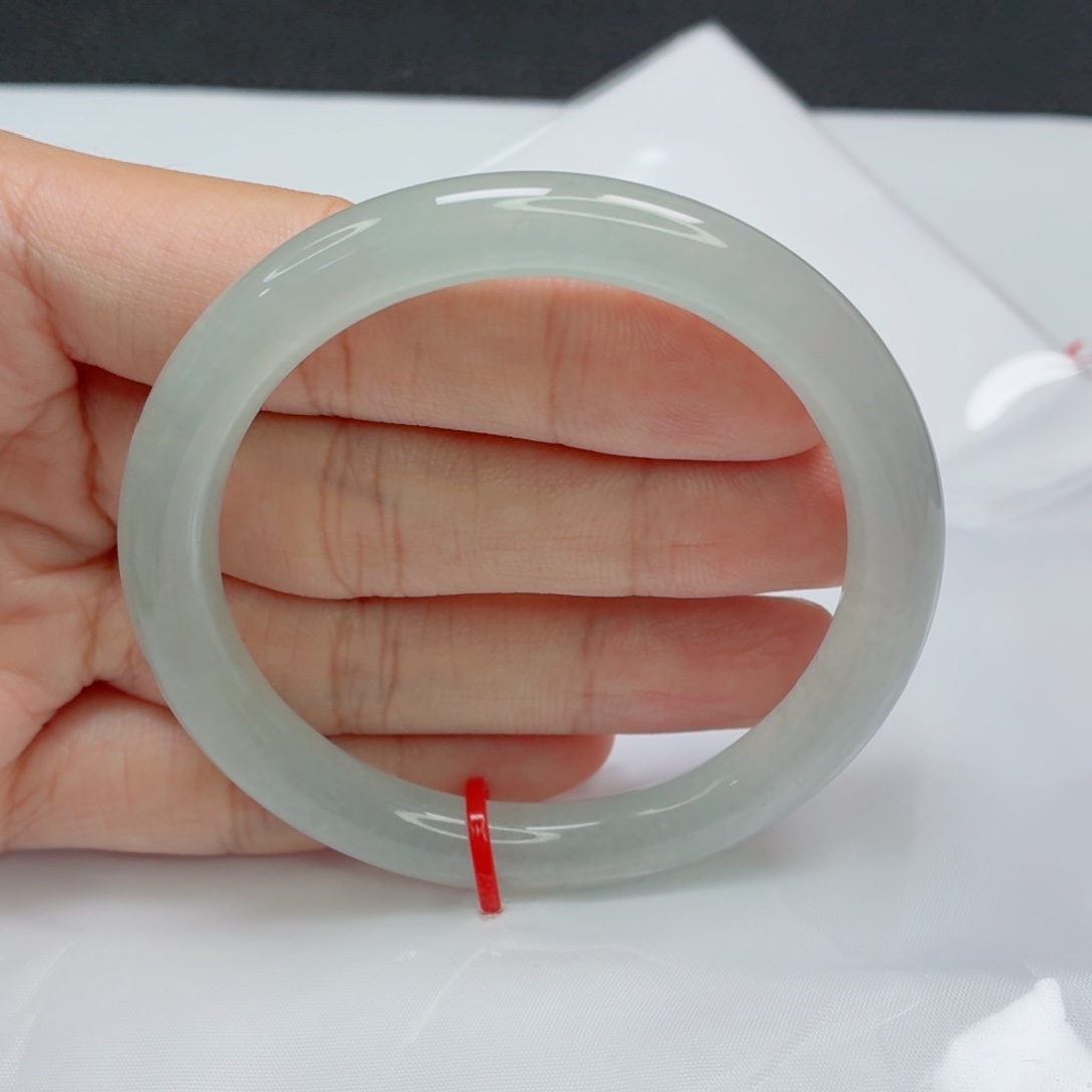 C***L翡翠手镯未镶嵌老坑冰种乍光小灯泡007