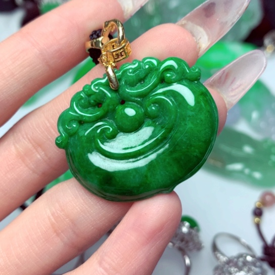 翡翠吊坠(不含链)未镶嵌