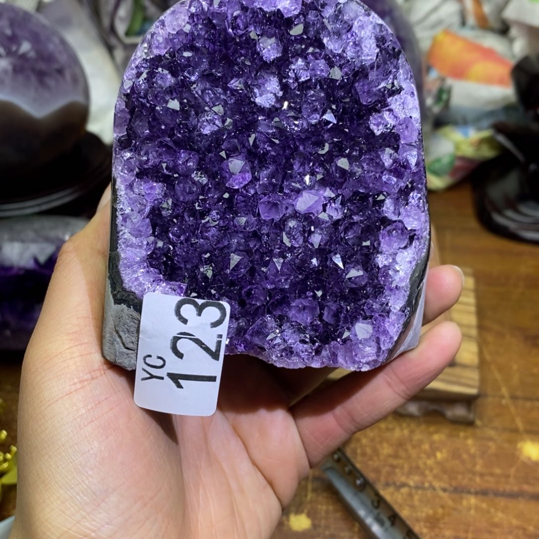 水晶大型摆件（非配饰）未镶嵌