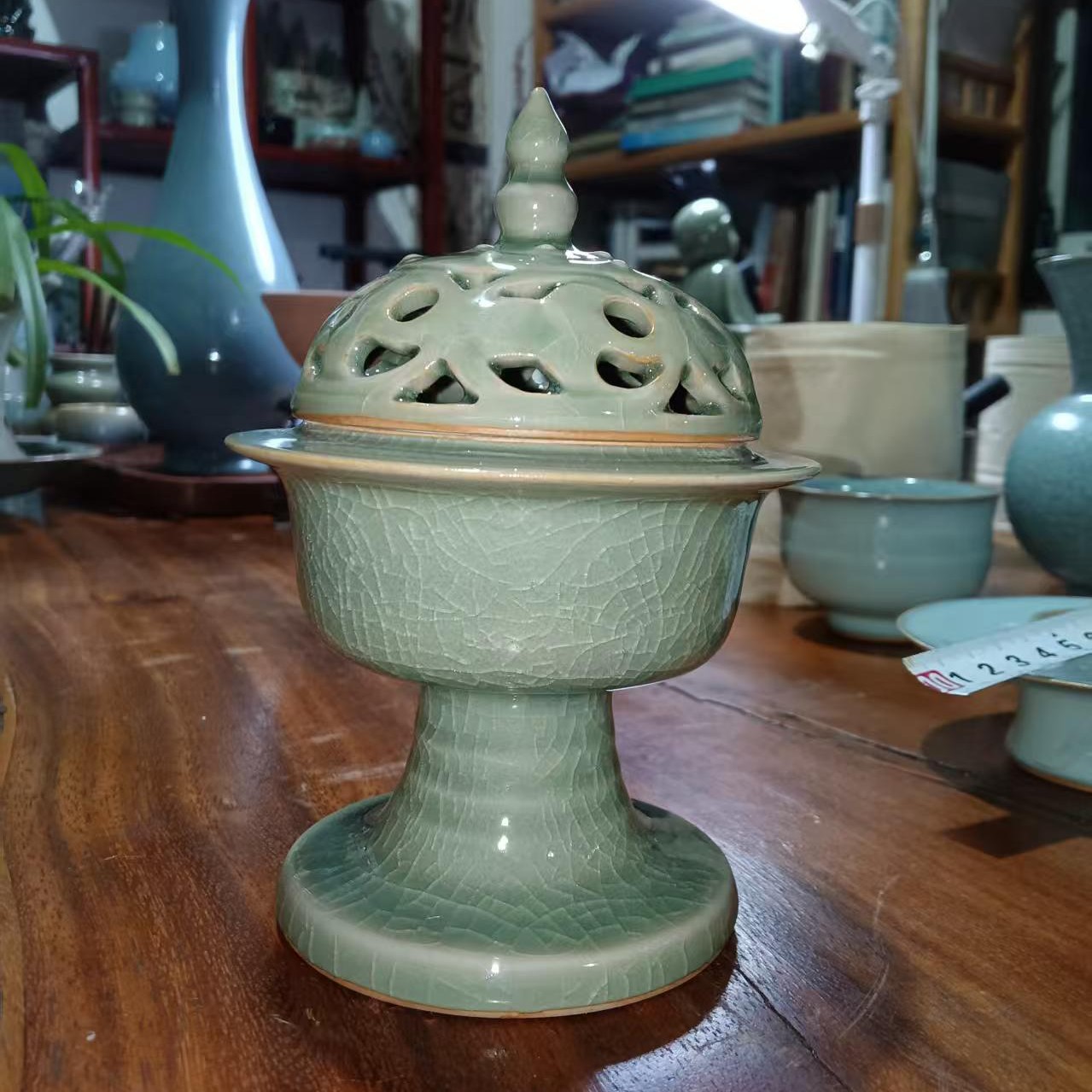 豆绿釉薰香炉半手工传统工艺柴煤烧制