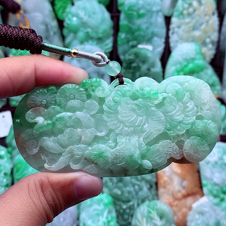 翡翠吊坠(不含链)未镶嵌