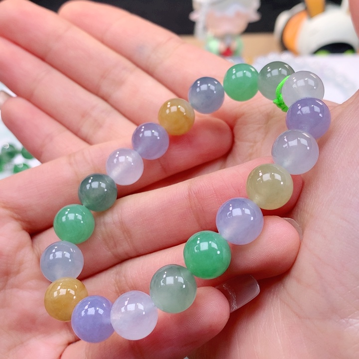 翡翠手链未镶嵌笑***?翡翠