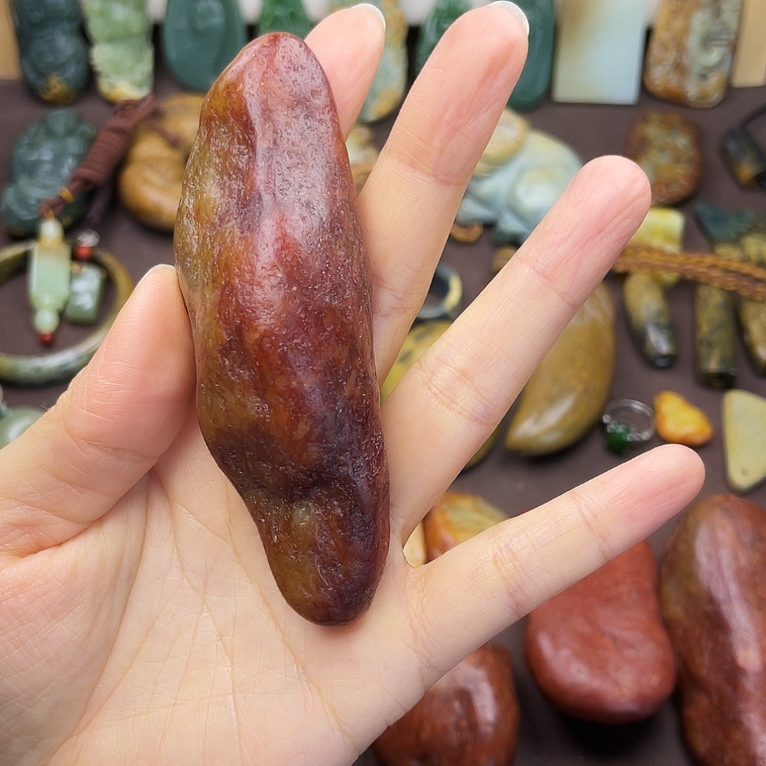 岫岩河磨玉（透闪石质玉）未镶嵌颈饰