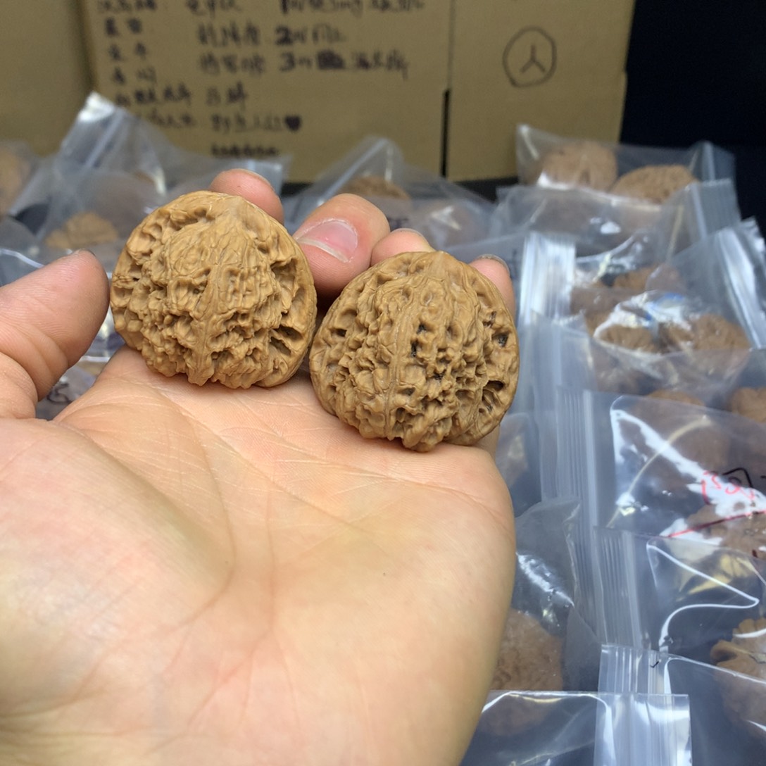 文玩核桃把件42南疆