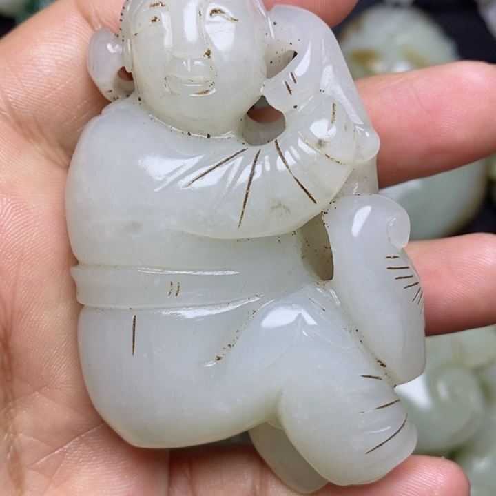 和田玉颈饰未镶嵌