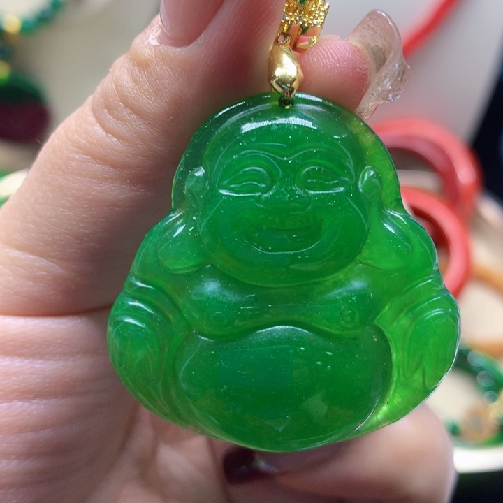 翡翠颈饰未镶嵌吊坠