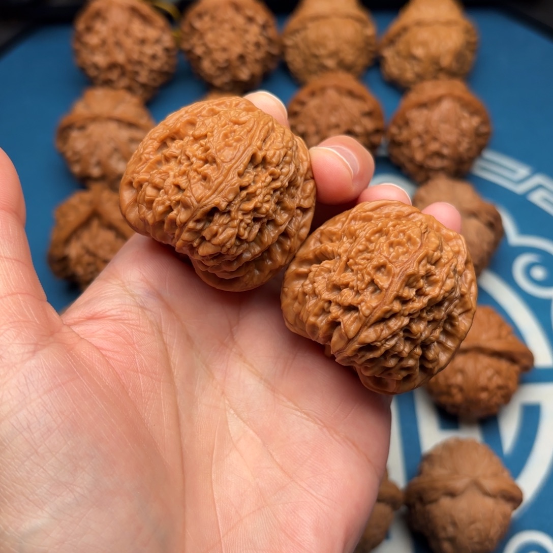 文玩核桃吊坠炮弹疆42