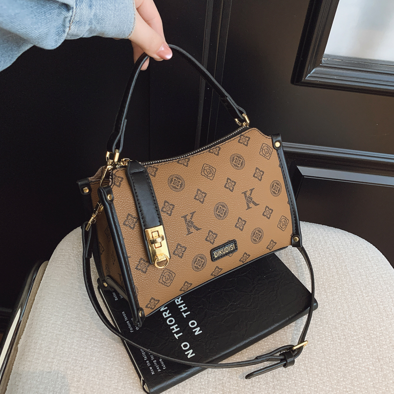 包包女新款洋气时尚高级感手提包百搭撞色斜挎包减龄单肩包