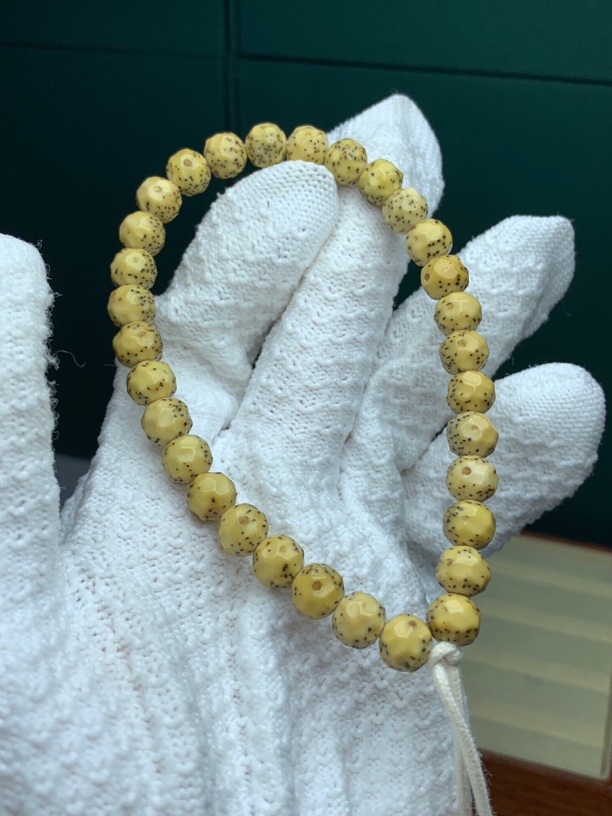 8×7星月精工无相手持  鸡油黄色泽月留白小细星