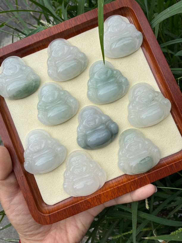 新疆天山翠吊坠佛公45尺寸拍一发一送绳子