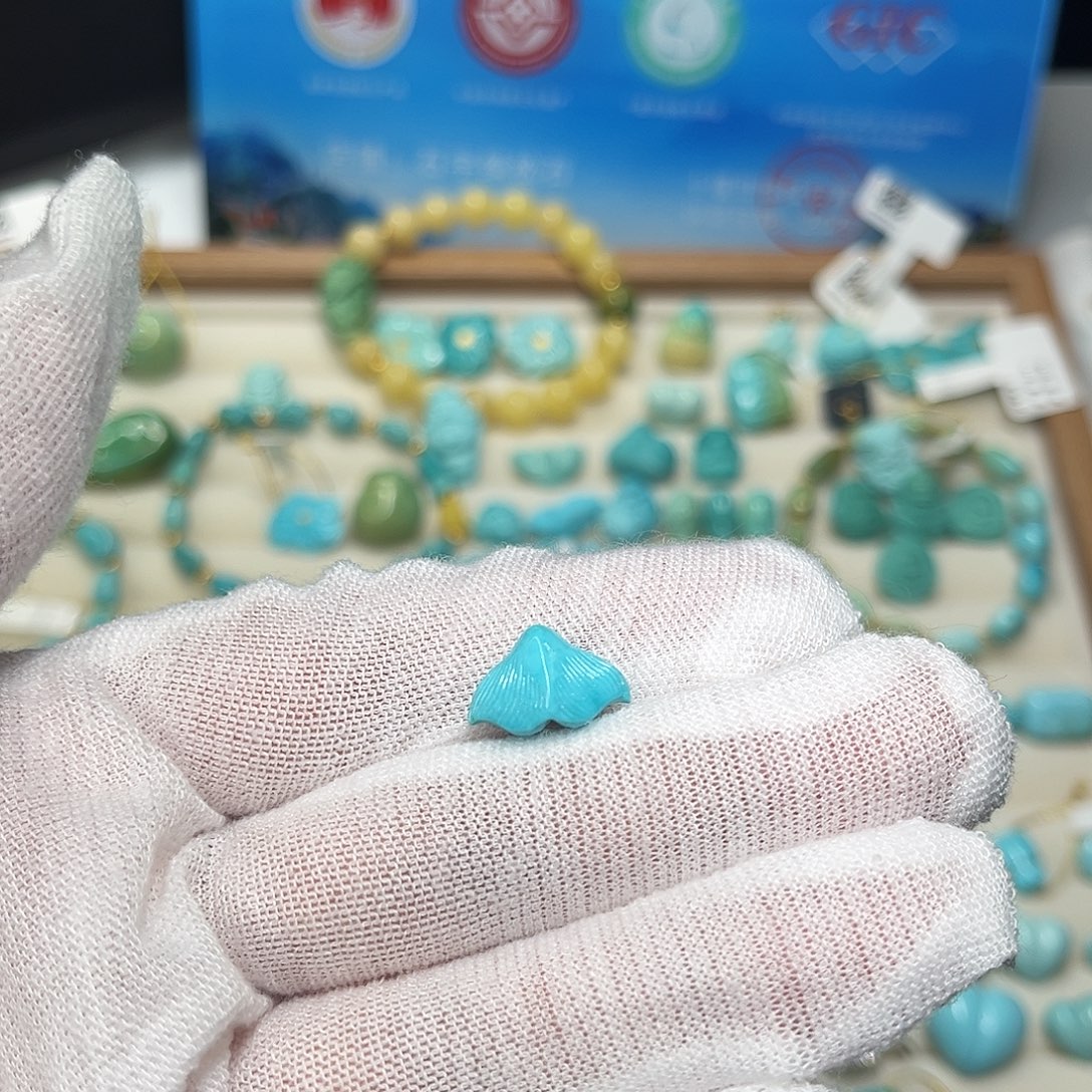 绿松石未镶嵌珠宝半成品