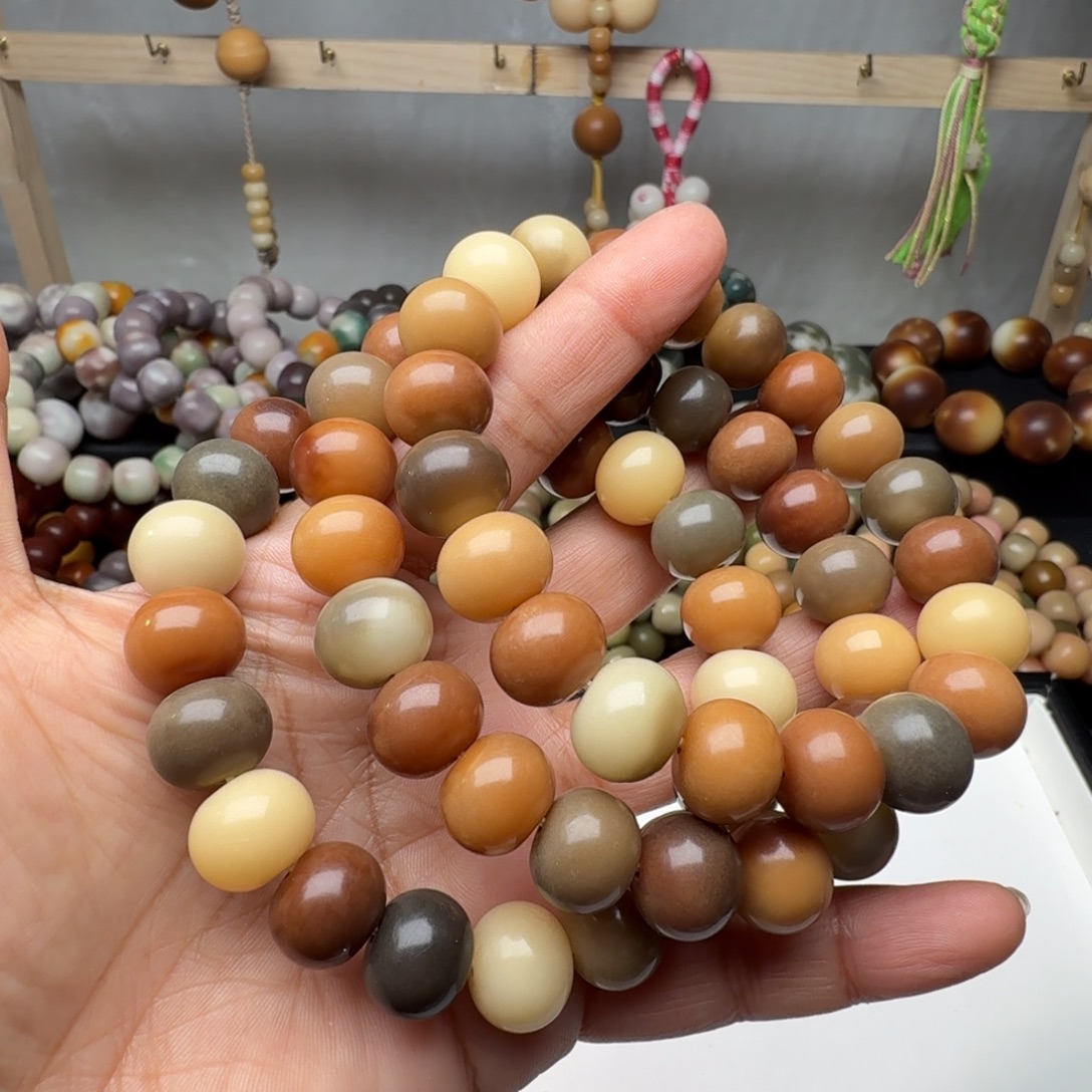 闹***主手串菩提根/象牙果卡13敦煌