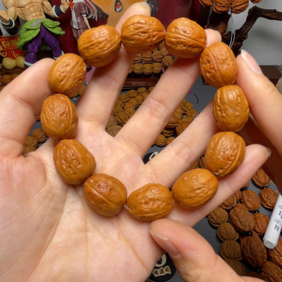 核桃金丝小枣子手持88