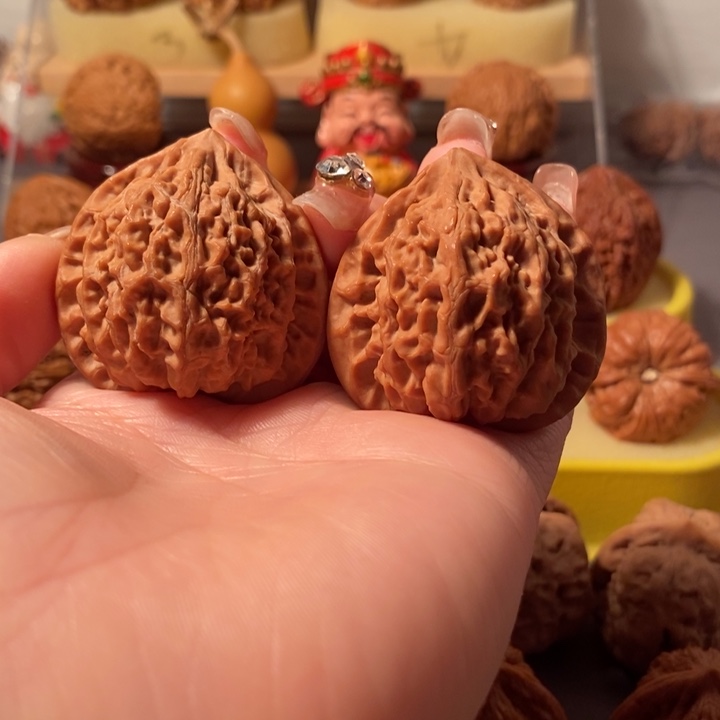 吊坠文玩核桃40金牛