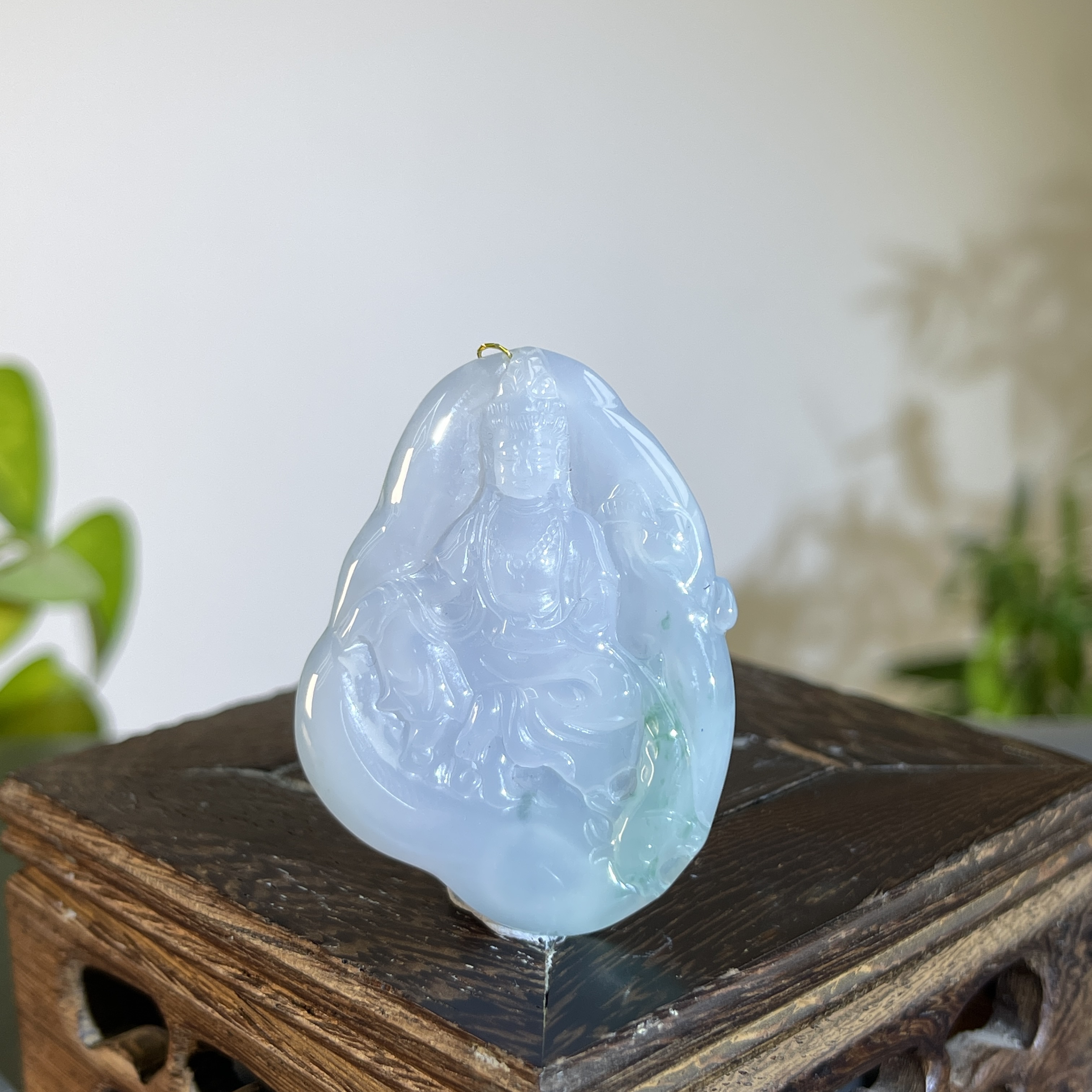 JXB07-110  天然缅甸A货翡翠 自在观音