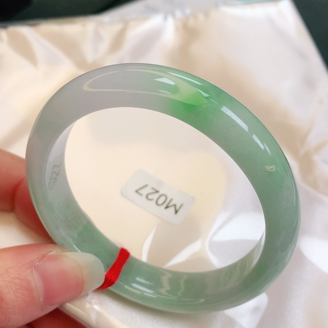 【闪购商品】翡翠手镯未镶嵌缅甸天然a货翡翠