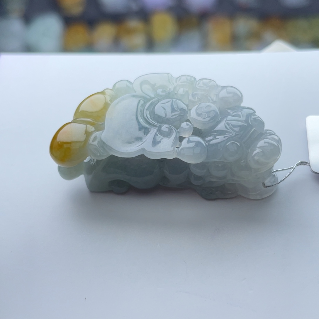 翡翠颈饰未镶嵌貔貅