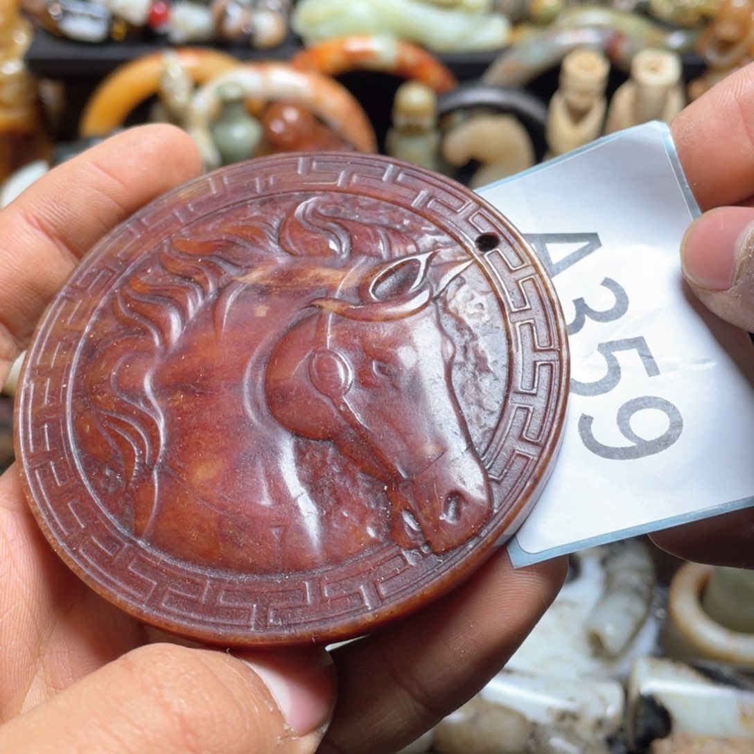 和田玉（糖玉）挂件未镶嵌