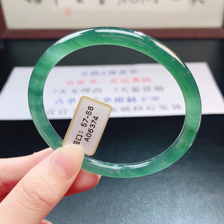 翡翠未镶嵌手镯翡翠手镯91