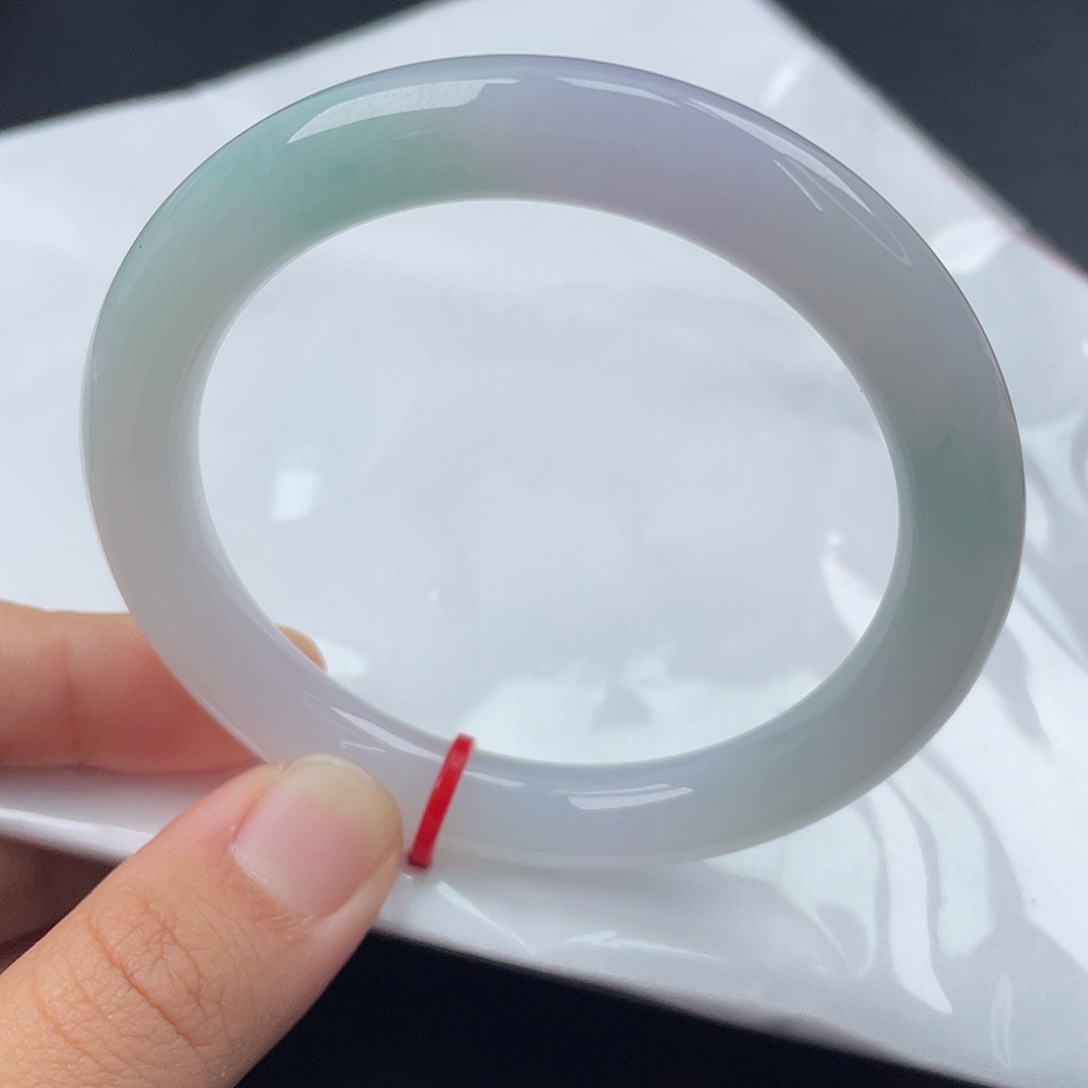 翡翠未镶嵌手镯（圆镯）55圈