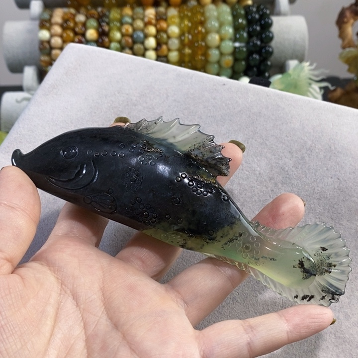 未镶嵌岫玉小摆件