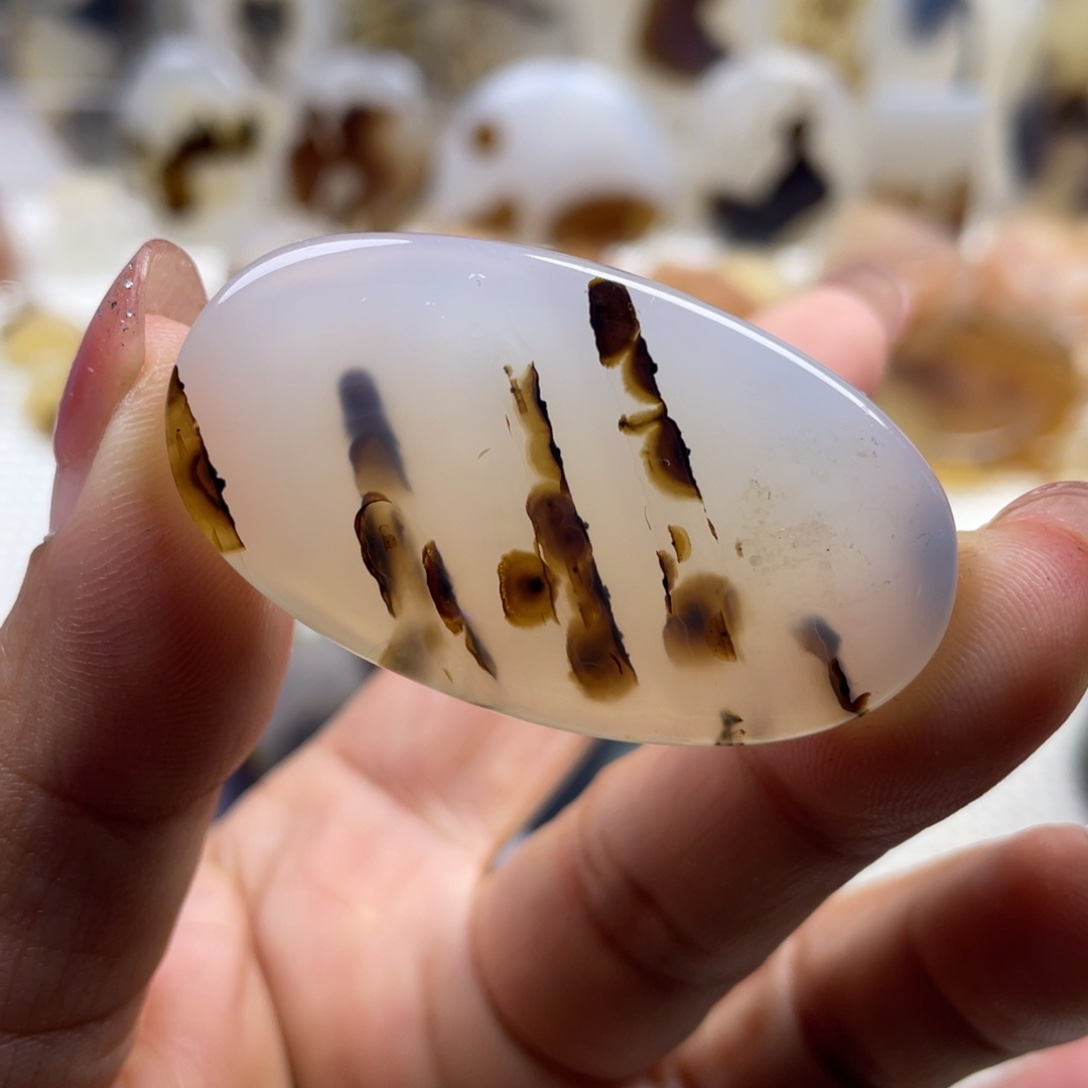 玛瑙/玉髓未镶嵌颈饰