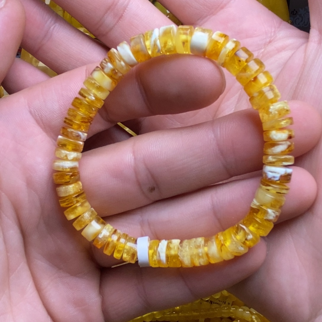 琥珀未镶嵌裸石蜜蜡