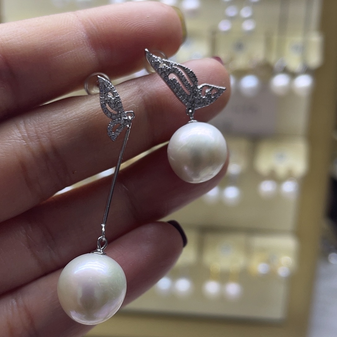 银S925镶嵌耳饰淡水珍珠