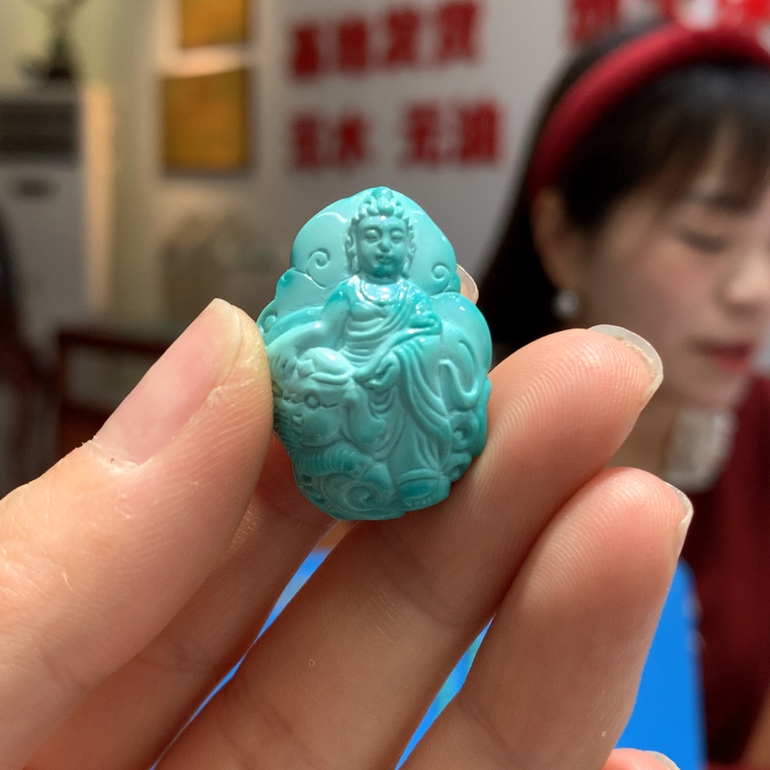 绿松石配饰未镶嵌