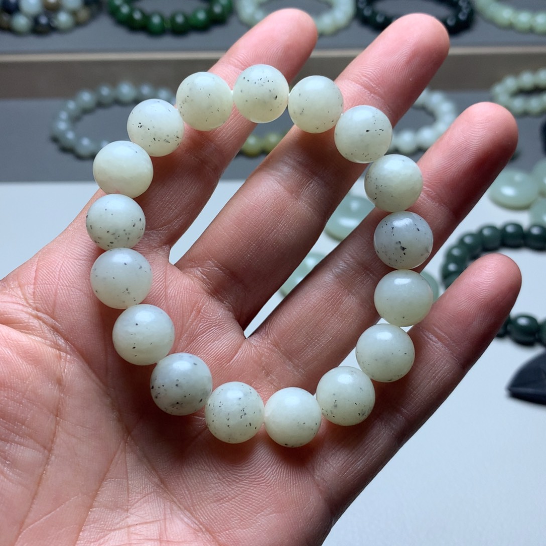 和田玉未镶嵌手链