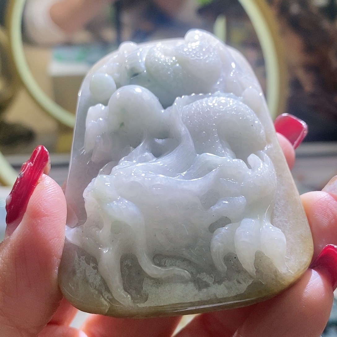 【闪购商品】翡翠颈饰未镶嵌龙牌