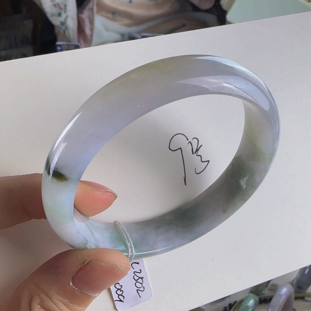 翡翠手镯未镶嵌老坑57圈