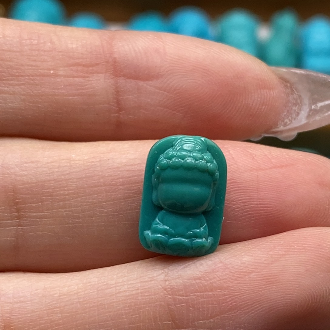 绿松石颈饰未镶嵌