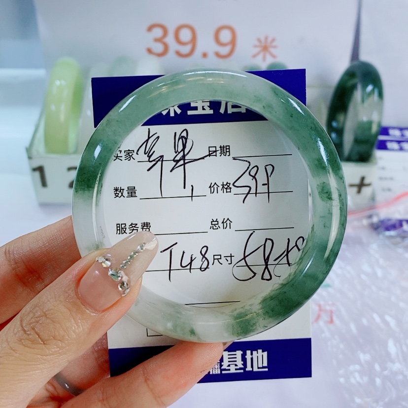 【闪购商品】石英质玉手镯未镶嵌T48