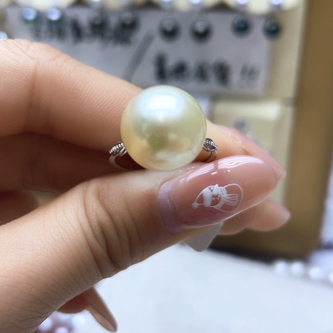 海水珍珠戒指18K金镶嵌