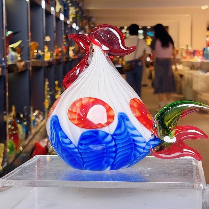 茶宠琉璃塔和金莲花像