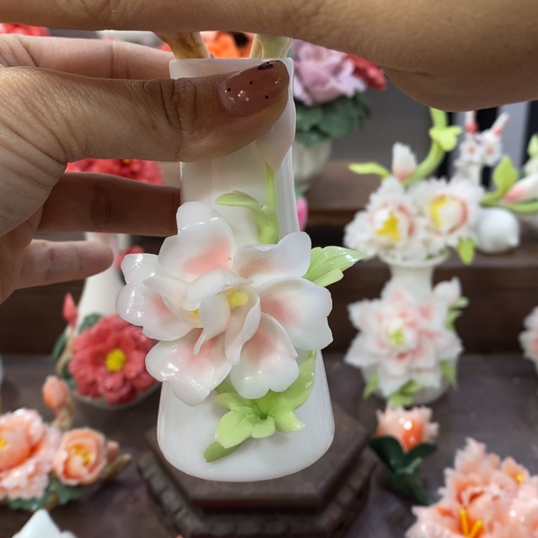摆件陶瓷手工花摆件