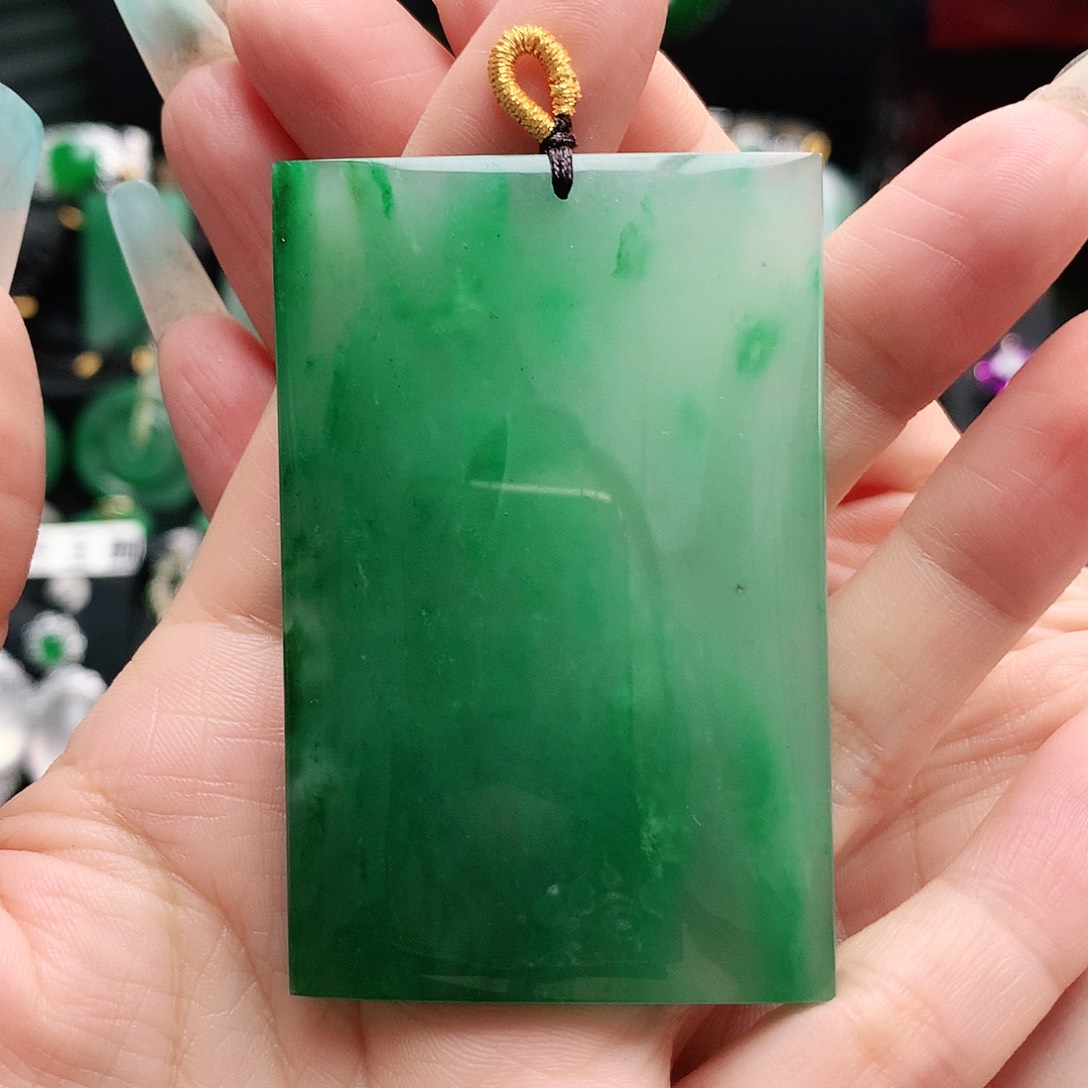 石英质玉吊坠未镶嵌